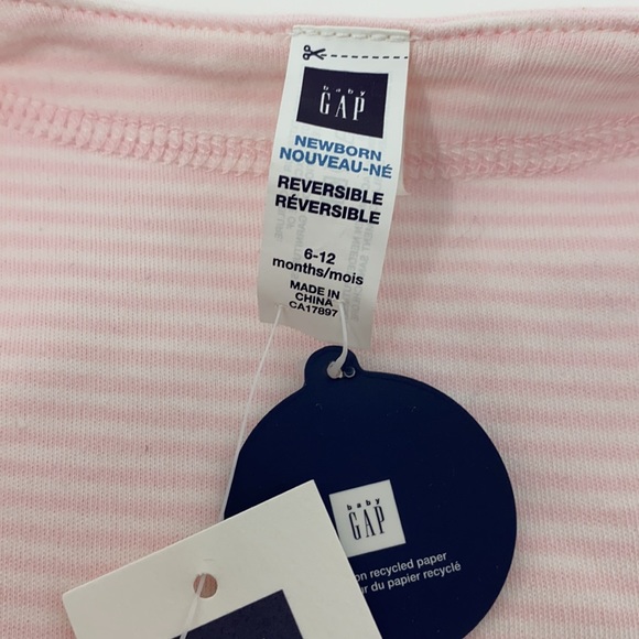 Gap reversible soft pink button down top - Picture 4 of 4